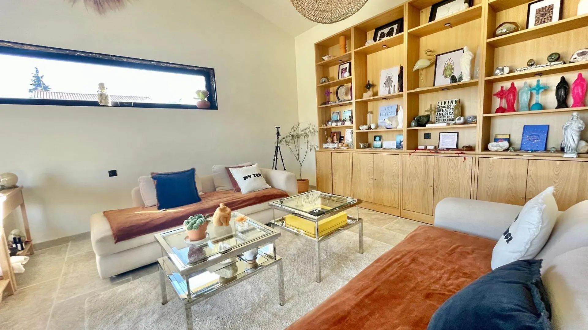 Design Villa In Provence Ongles 0*,  Francia