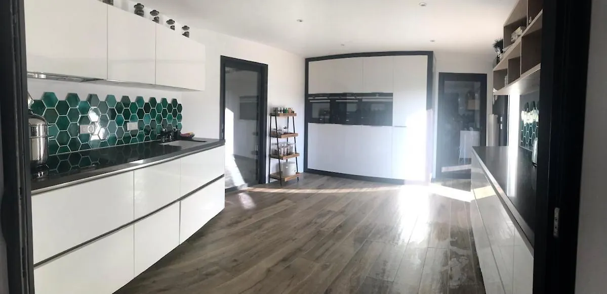 Design Villa In Provence Ongles