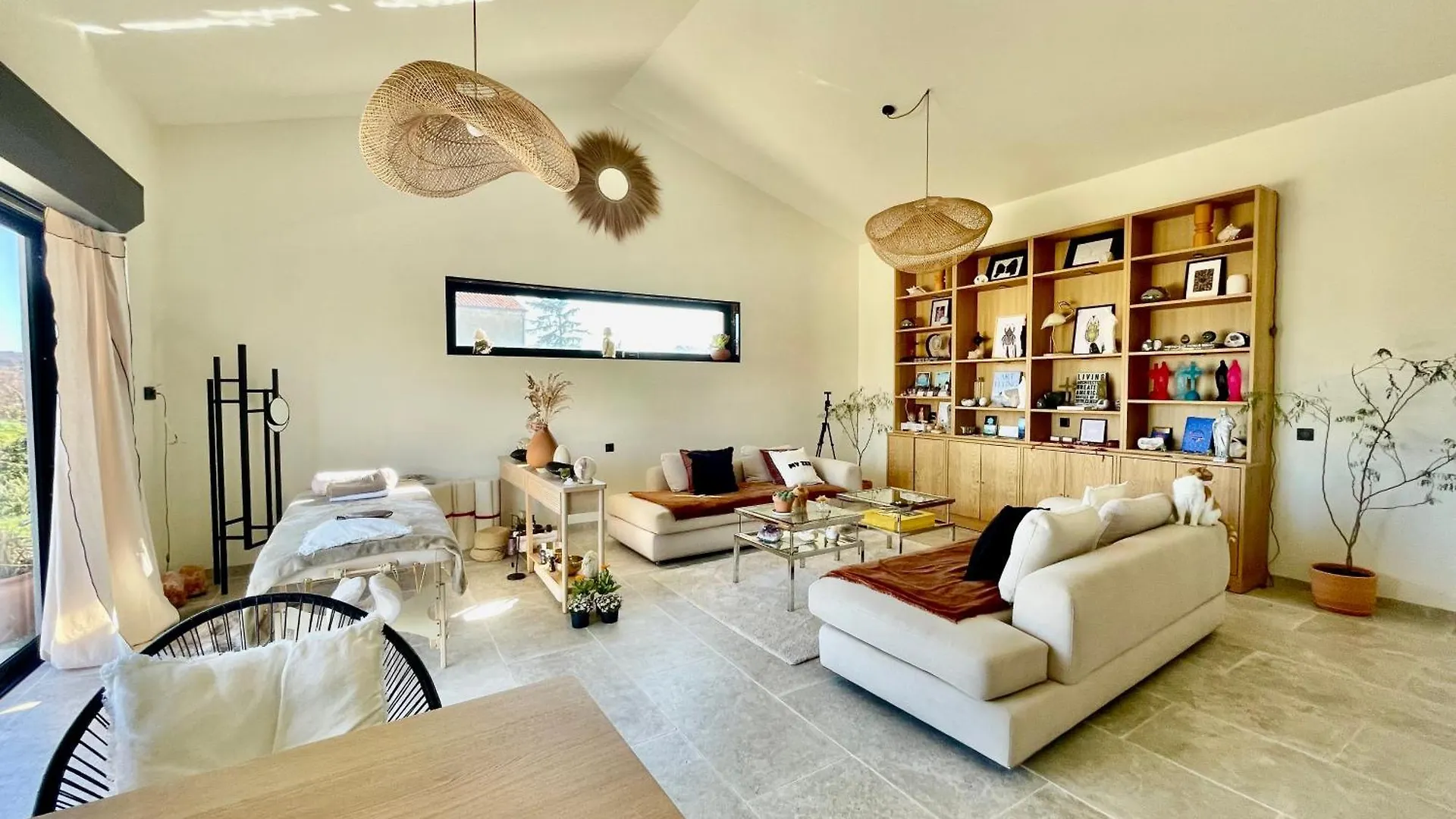 Design Villa In Provence Ongles 0*,  France